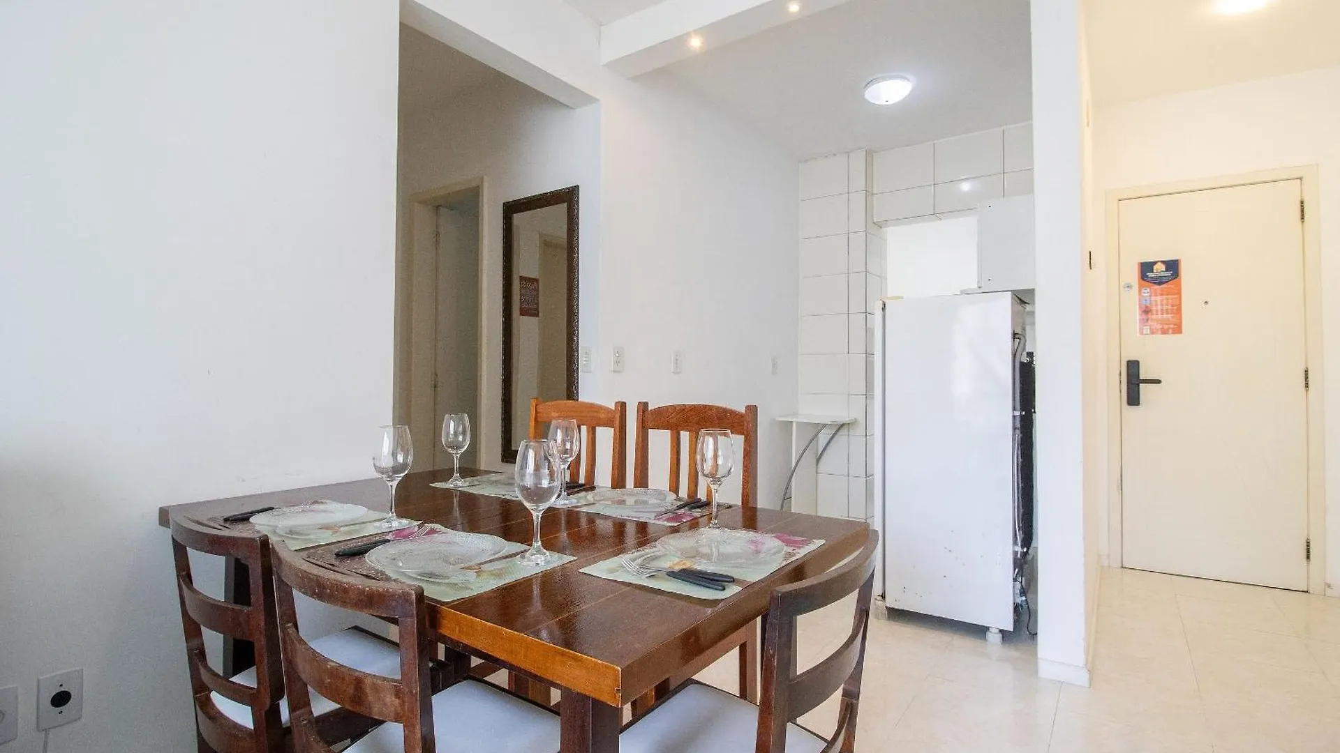 公寓 Balneário CamboriúNvr62B - Quadra Mar, Sacada, 2 Dorm, Climatizado公寓