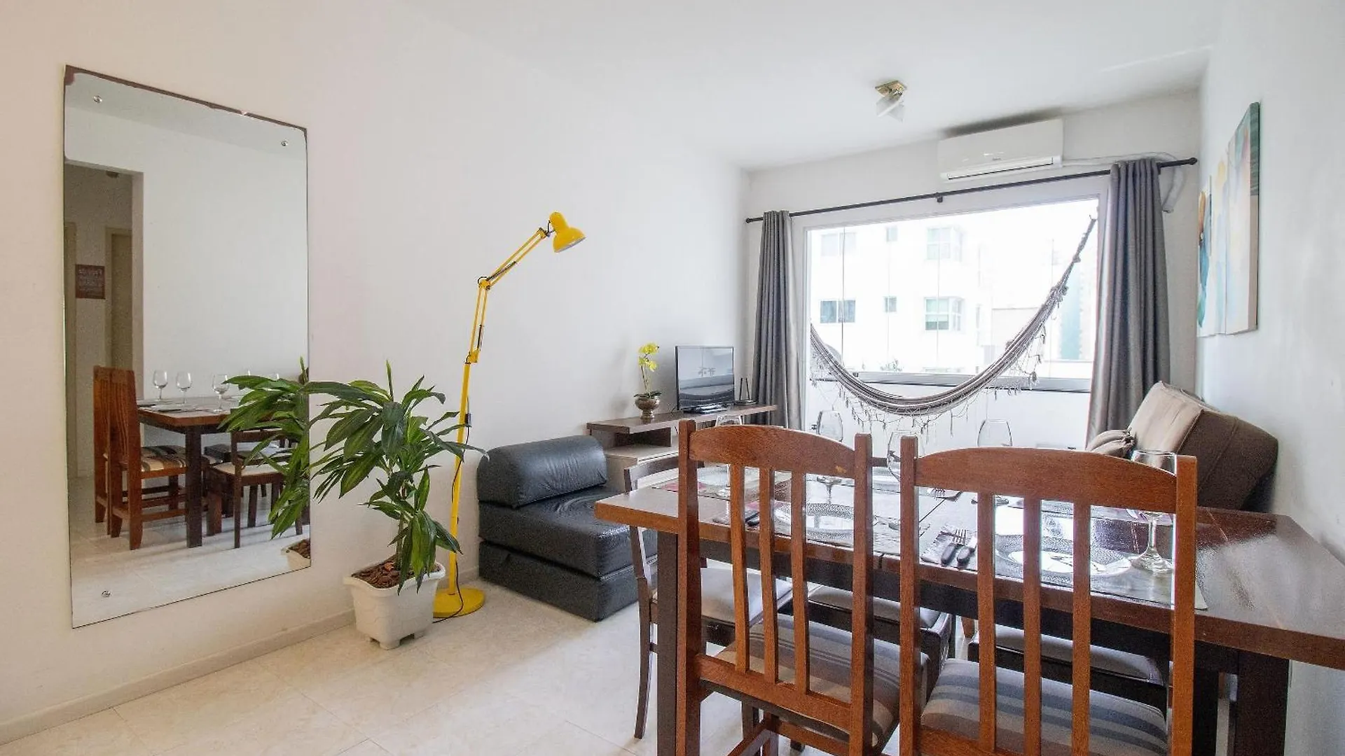 Balneário CamboriúNvr62B - Quadra Mar, Sacada, 2 Dorm, Climatizado公寓 公寓 Balneário Camboriú