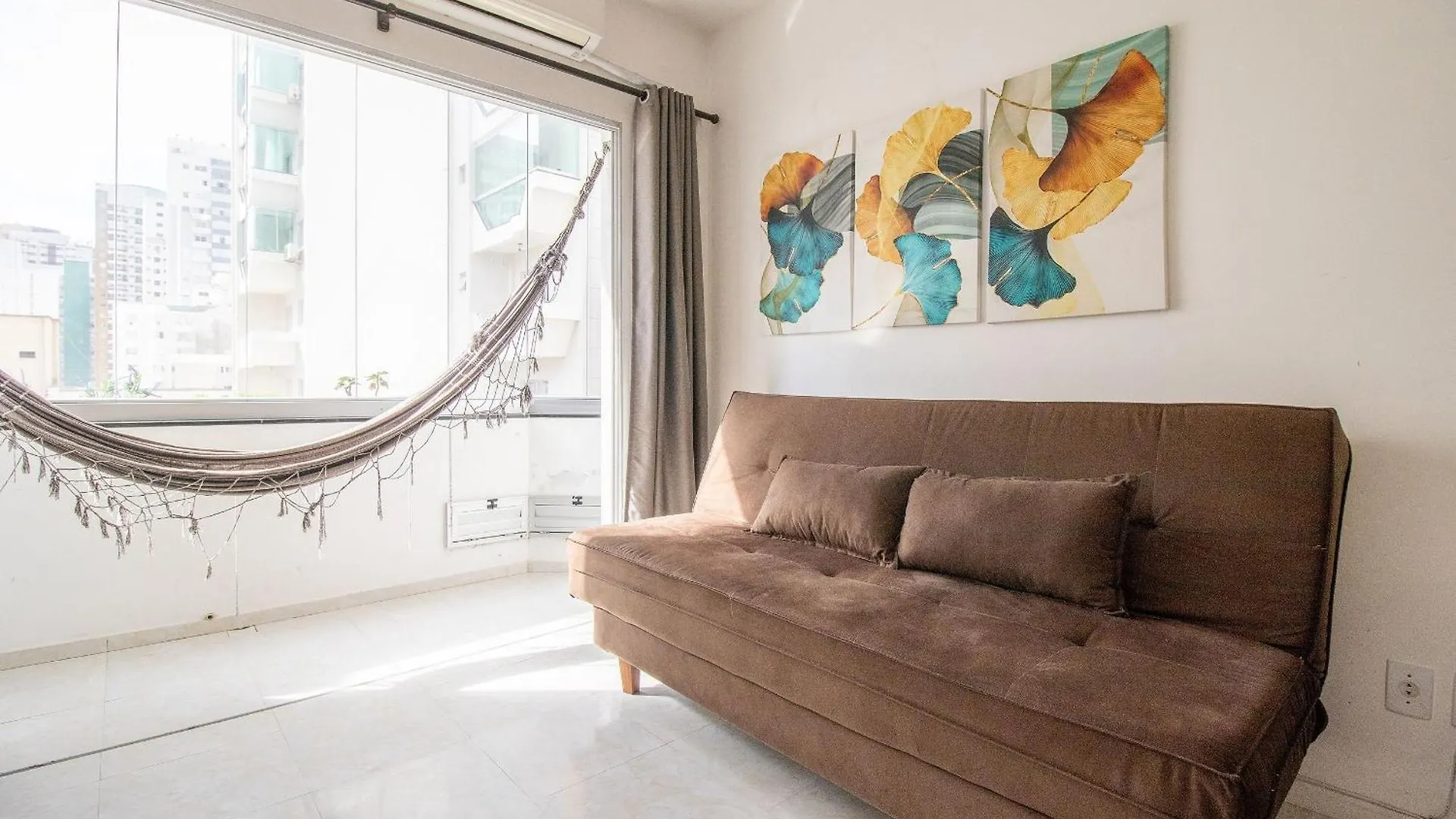 Balneário CamboriúNvr62B - Quadra Mar, Sacada, 2 Dorm, Climatizado公寓 0*, Balneário Camboriú 巴西